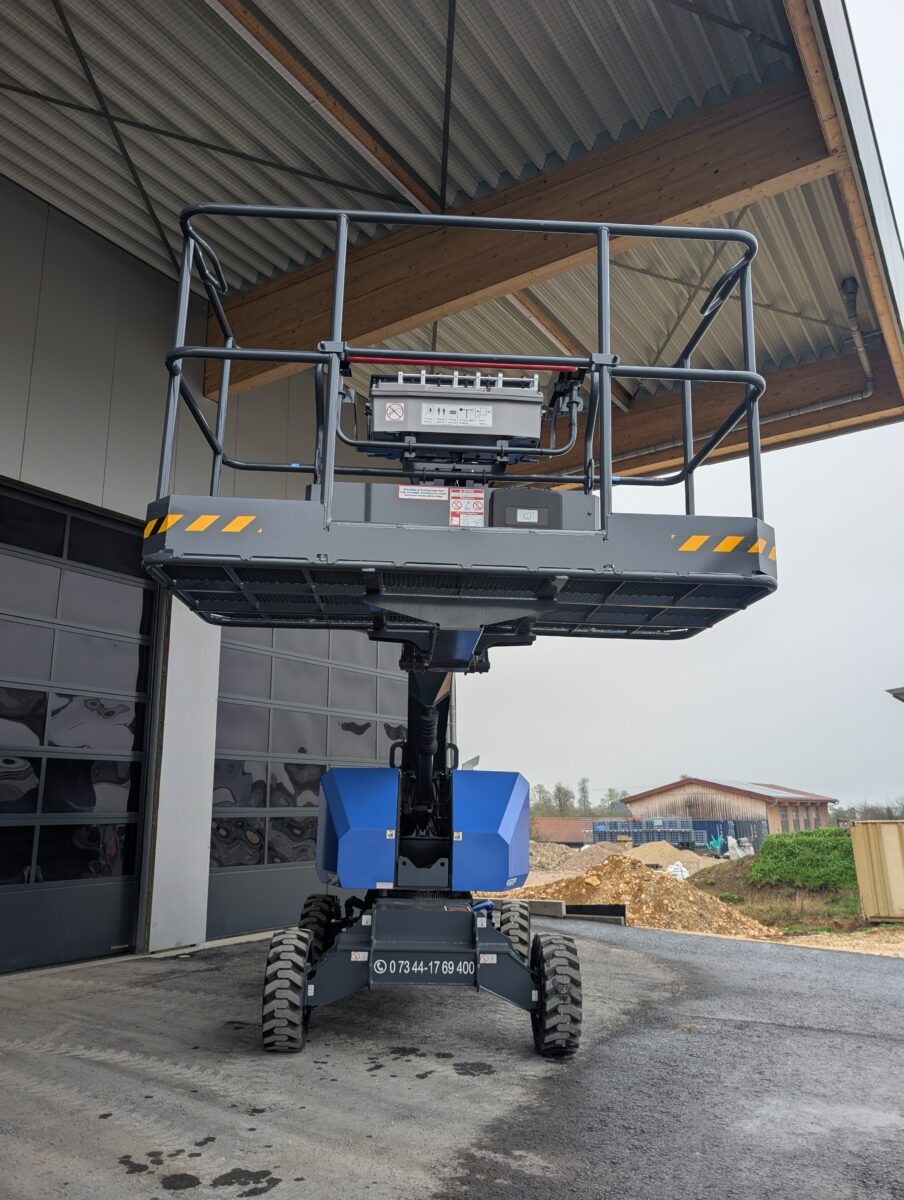 PXL_20260414_083055565